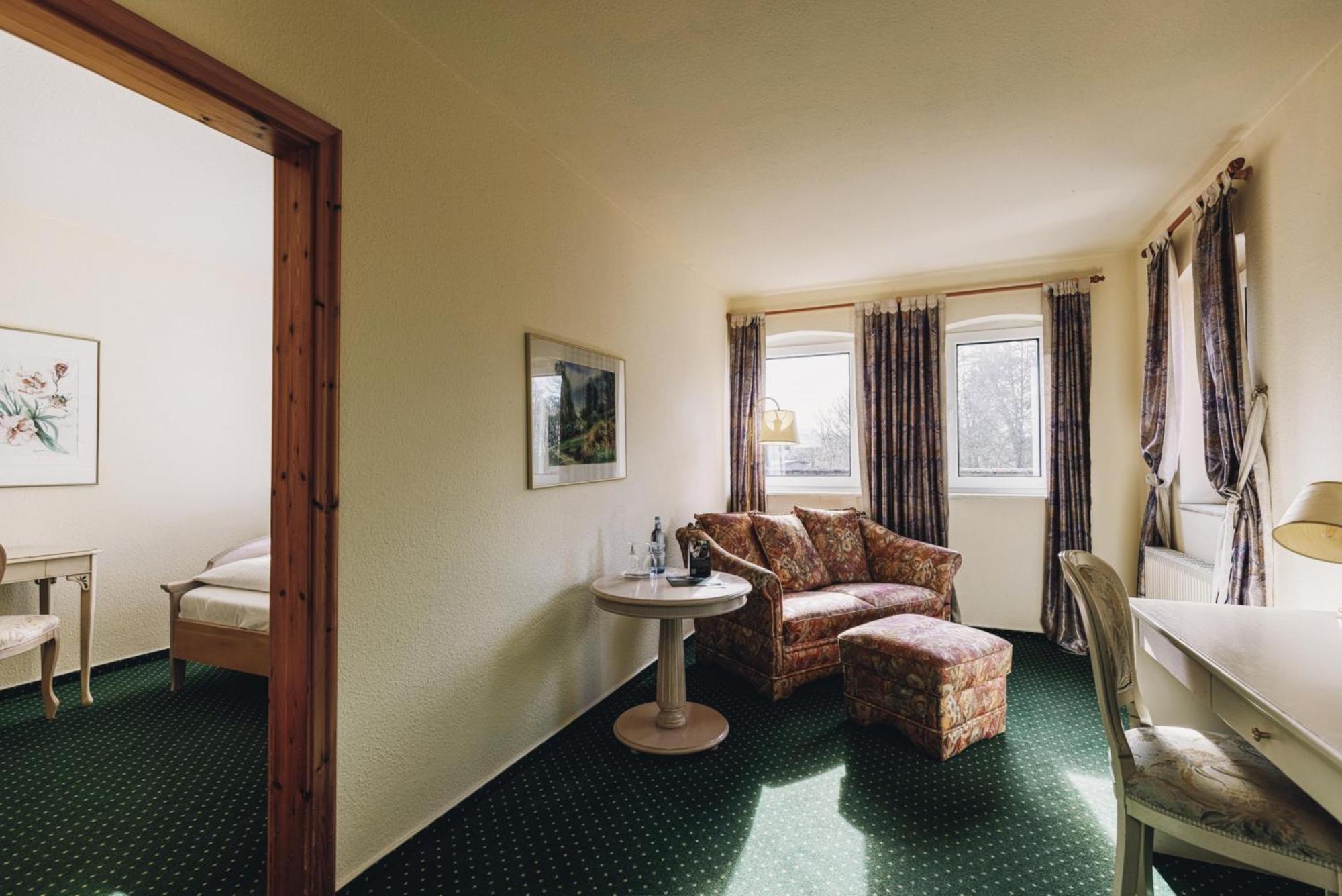 Seehotel Heidehof Klein Nemerow Ngoại thất bức ảnh