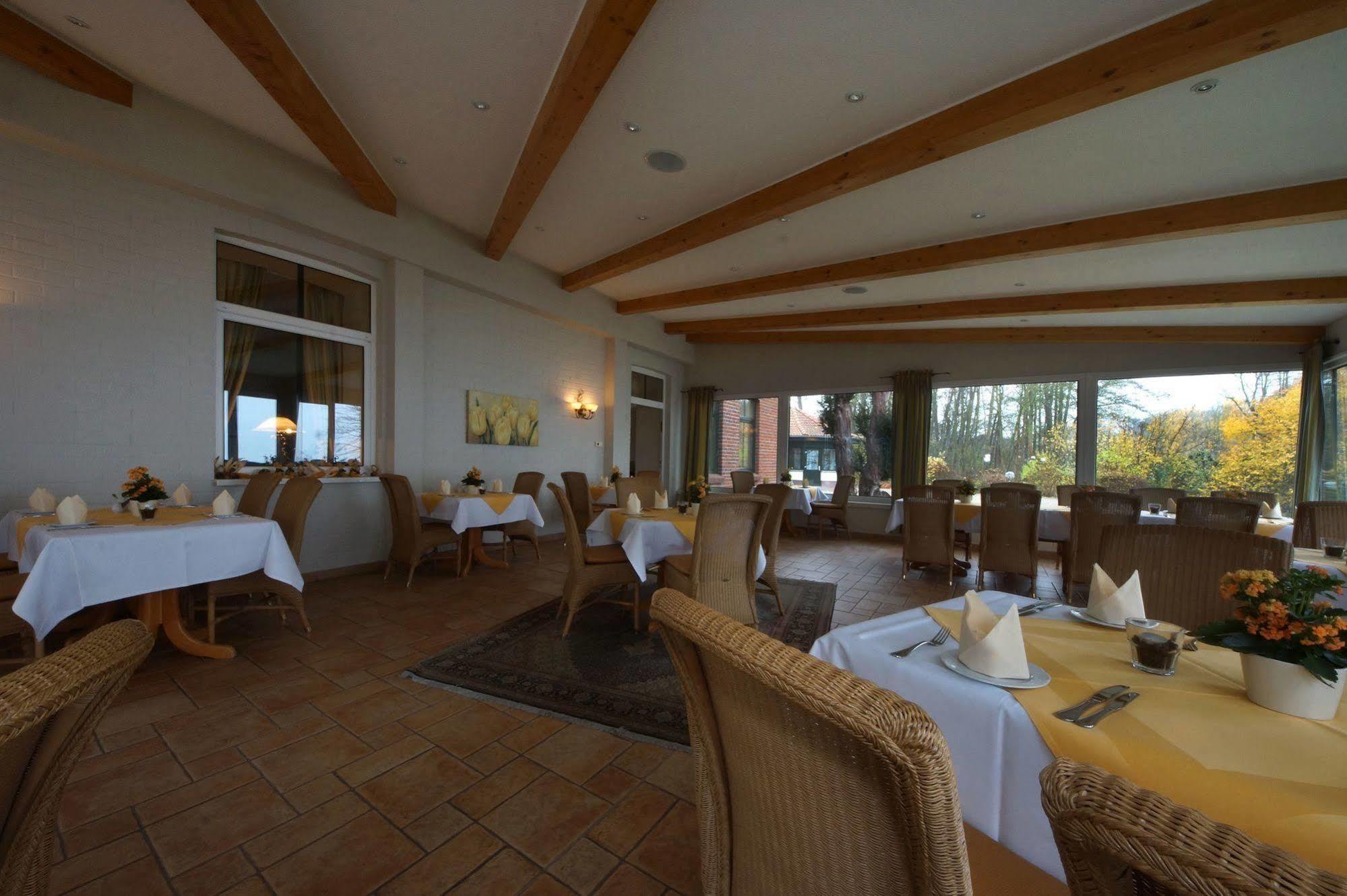 Seehotel Heidehof Klein Nemerow Ngoại thất bức ảnh