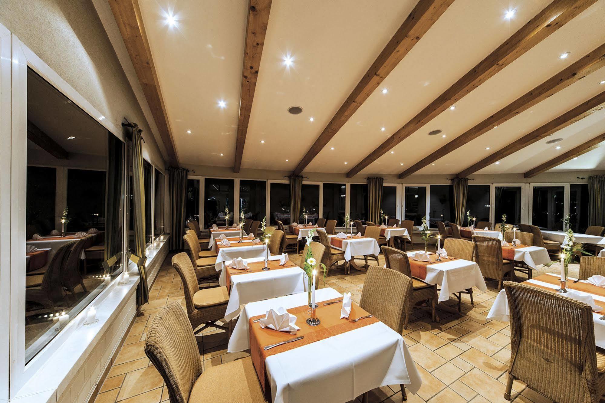 Seehotel Heidehof Klein Nemerow Ngoại thất bức ảnh